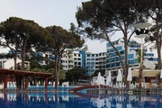  Cornelia Deluxe Resort 5*     