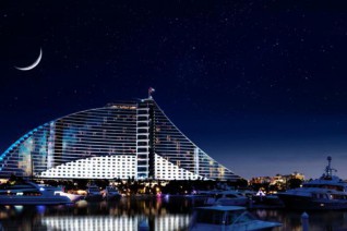  Jumeirah Beach Hotel 5*    